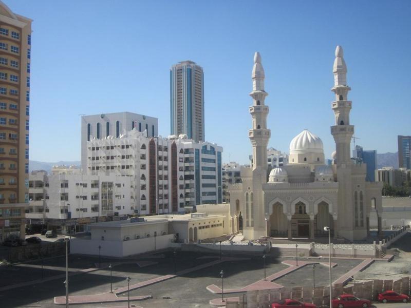 Royal Hotel Apartment Kalba 외부 사진