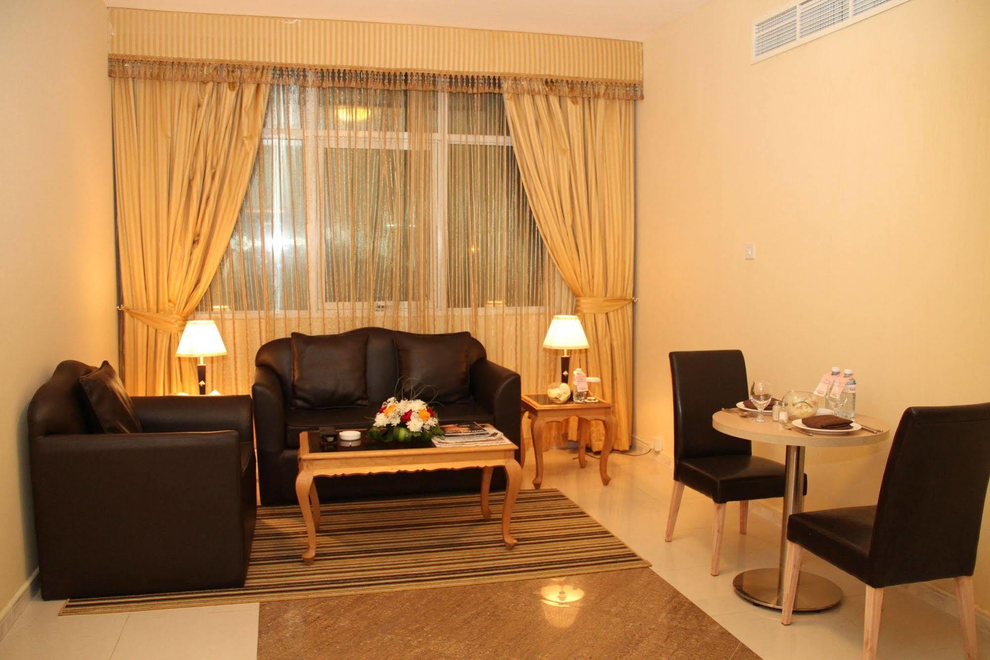Royal Hotel Apartment Kalba 외부 사진